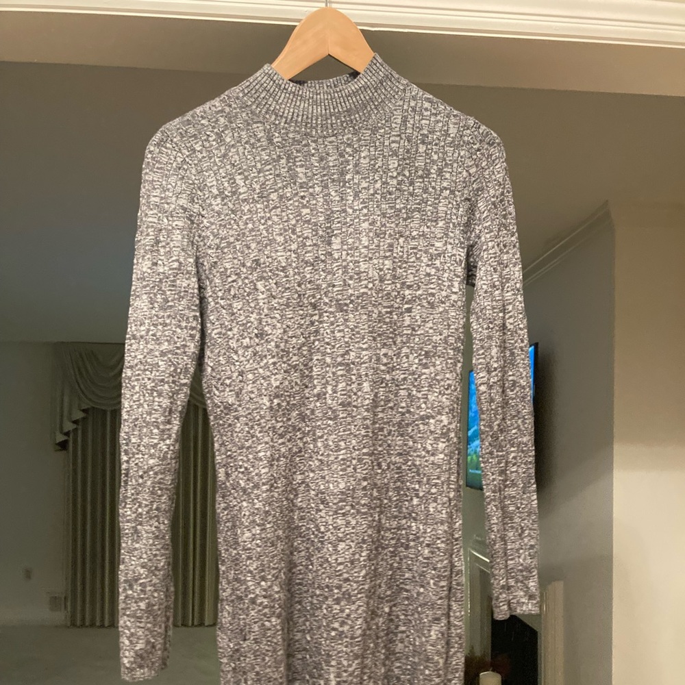 Beautiful gray sweater dress for winter time.
